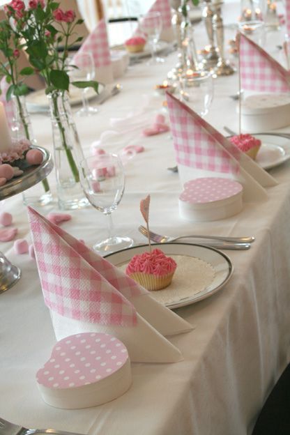 Spellbound by Plaid ♡ A Casual and Cute Wedding ♡にて紹介している画像