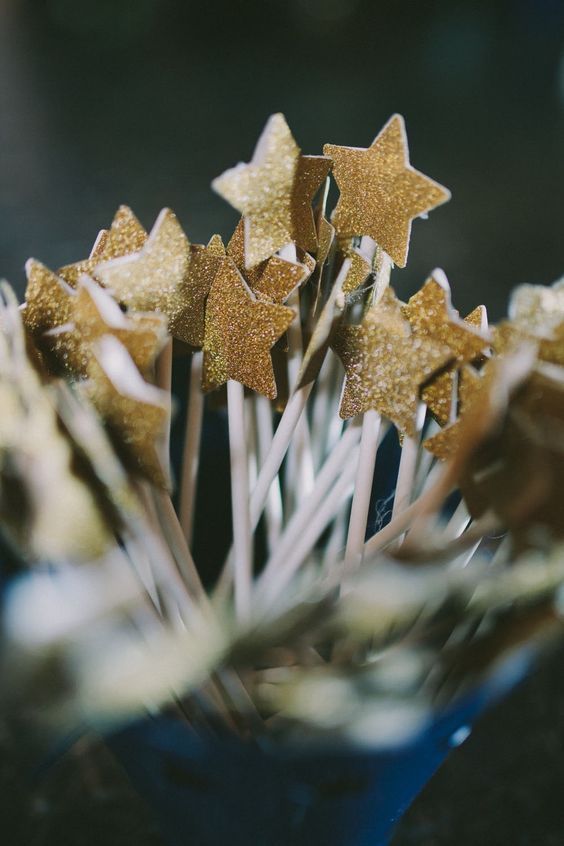 "Super Cute ♡ 8 Star Props Designs Discovered on Instagram"にて紹介している画像