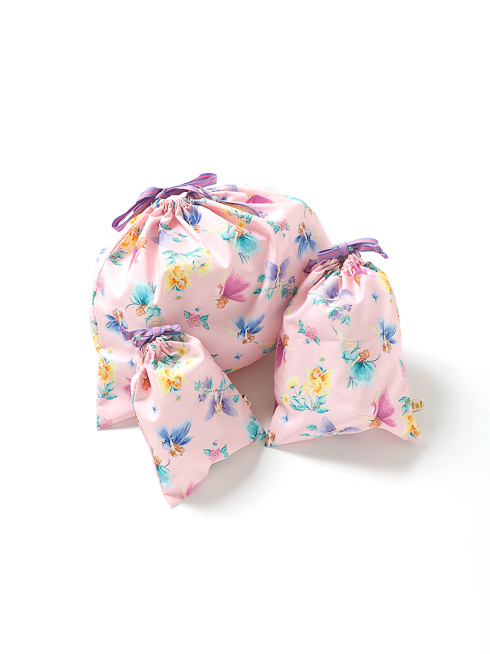 "Did You Know That the Adorable Accessories from 'fafa' (FeFe) Make Perfect Gifts for Weddings and Treats for Yourself?"にて紹介している画像