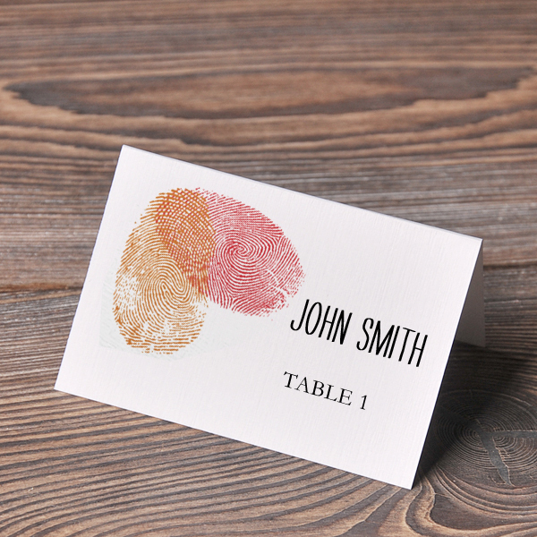 DIY Name Cards Inspiration: 10 Simple and Easy Designs for Folded Paper Place Cards ♥にて紹介している画像