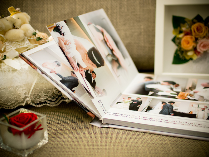 "Is a Digital Copy of Your Wedding Photos Enough? Preserve Your Memories in a Tangible Form: Top 2 Recommended Album Shops"にて紹介している画像