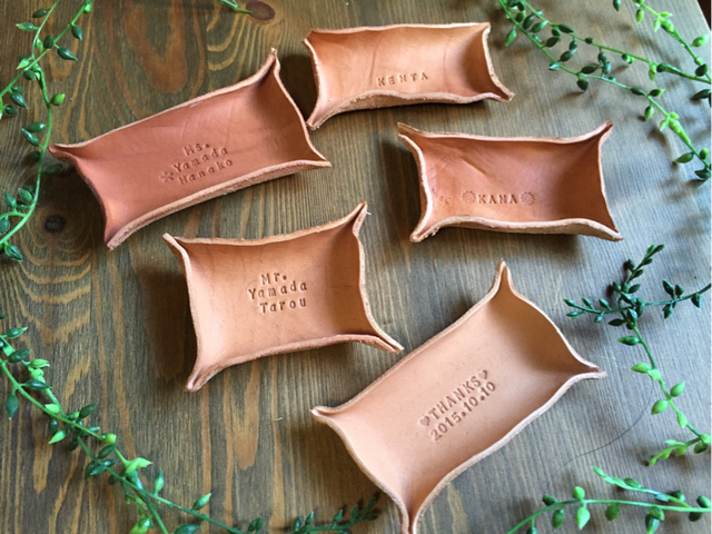 "6 Original Place Cards That Guests Will Love to Receive, Available on Minne * [Prices from 200 to 800 yen]"にて紹介している画像