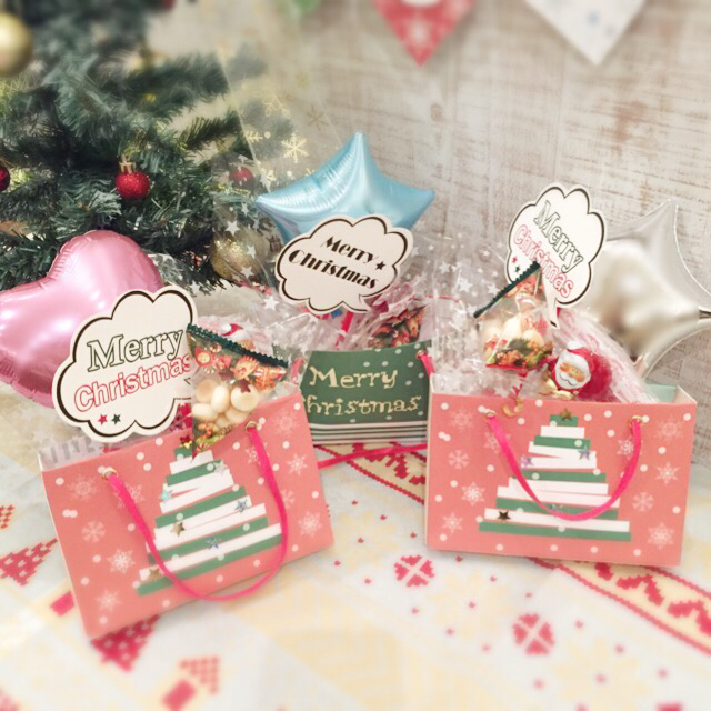 Petite Gift Collection: Original, Cute, and Affordable Treasures Available on Minne♡にて紹介している画像