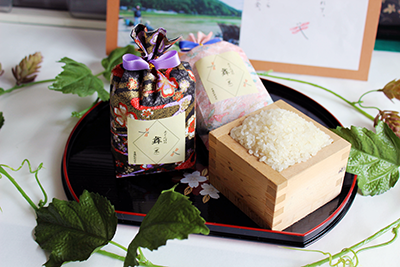 Attention All Japanese Wedding Brides! Have You Heard About UPLAN, The Shop for Original Japanese Accessories?にて紹介している画像