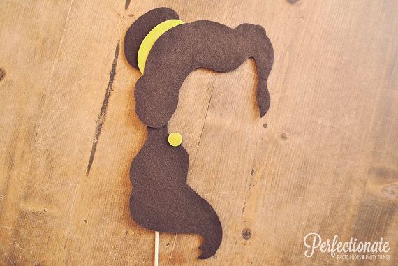 "Become the Smart and Beautiful Princess 'Belle'♡ A 'Beauty and the Beast' WEDDING♡"にて紹介している画像