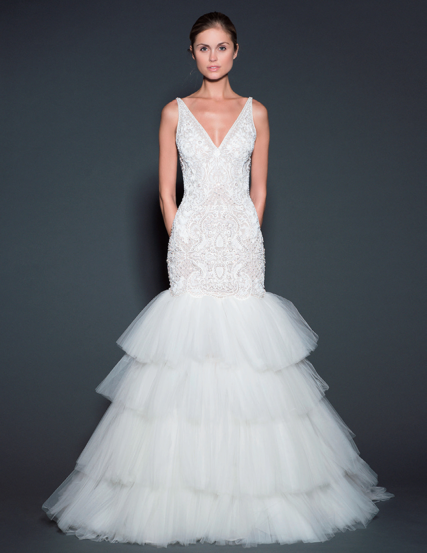 ひと目で違いのわかる手の込んだデザインに注目！最強のクチュールライク・ドレス10選＊にて紹介している画像