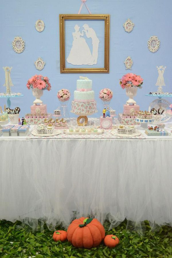 Bibbidi-Bobbidi-Boo: Cinderella-Inspired Wedding Ideas♡にて紹介している画像