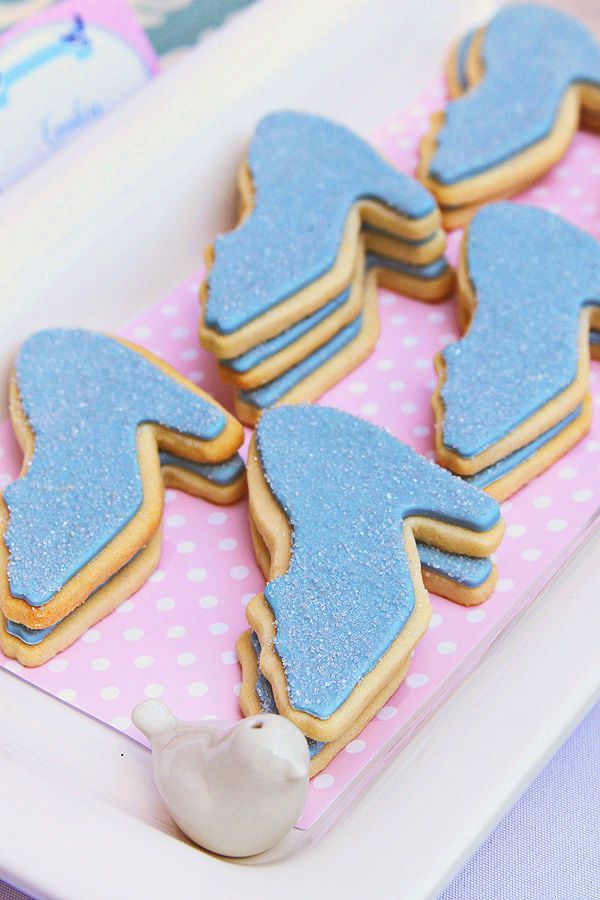 Bibbidi-Bobbidi-Boo: Cinderella-Inspired Wedding Ideas♡にて紹介している画像