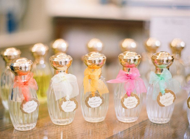 Bonjour！すべてがフォトジェニックな街♡Parisでのおしゃれすぎるウェディング♡にて紹介している画像