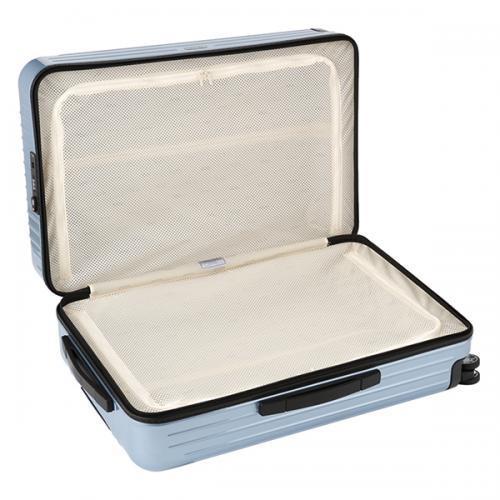 Maximize Your Honeymoon: Did You Know You Can Rent Suitcases at Great Prices?にて紹介している画像