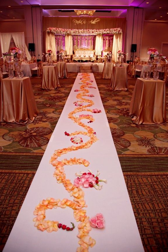 Four Key Points to Consider for Your Rapunzel-Inspired Wedding ♡にて紹介している画像