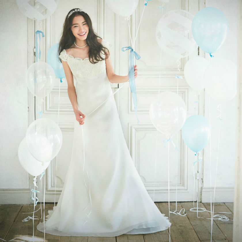 "Good News for Petite Brides: A Special Feature on Dresses that Enhance Your Style!"にて紹介している画像