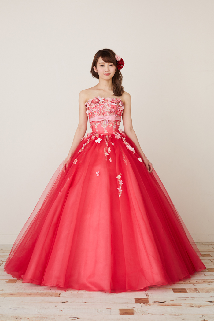 Attention Budget Brides! "Chunoir Wedding" is the Hot Spot for Colorful Dresses Under 140,000 Yen – Hurry to Make Your Reservation!にて紹介している画像