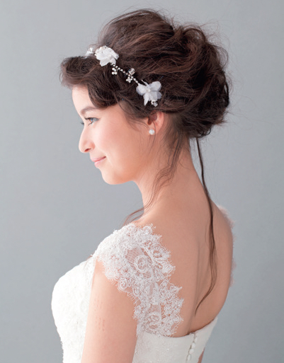 "Strive for a 360-Degree All-Around Beauty! 4 Popular Soft and Airy Hairstyles for Brides that Elegantly Showcase Individuality*"にて紹介している画像