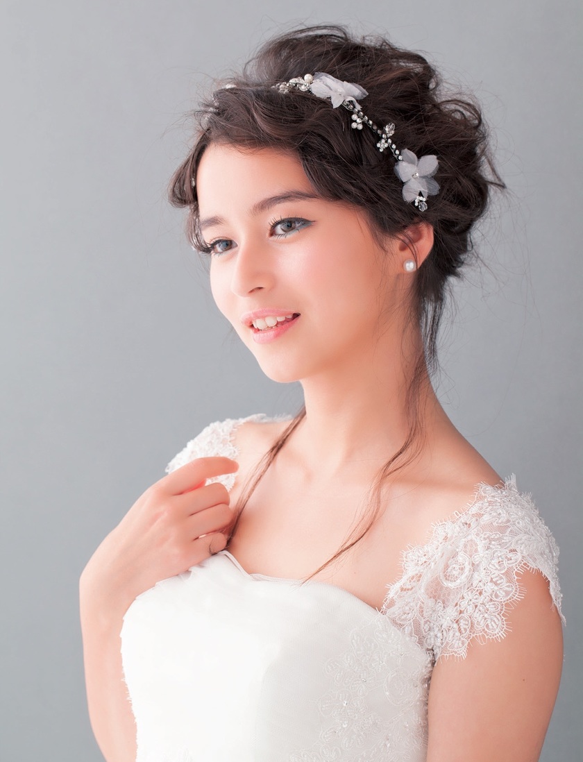 "Strive for a 360-Degree All-Around Beauty! 4 Popular Soft and Airy Hairstyles for Brides that Elegantly Showcase Individuality*"にて紹介している画像