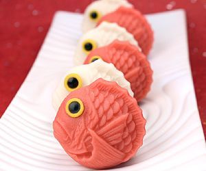 Perfect for Traditional Gifts ♡ Beautiful Spring-colored Wagashi Crafted with Love by Artisansにて紹介している画像