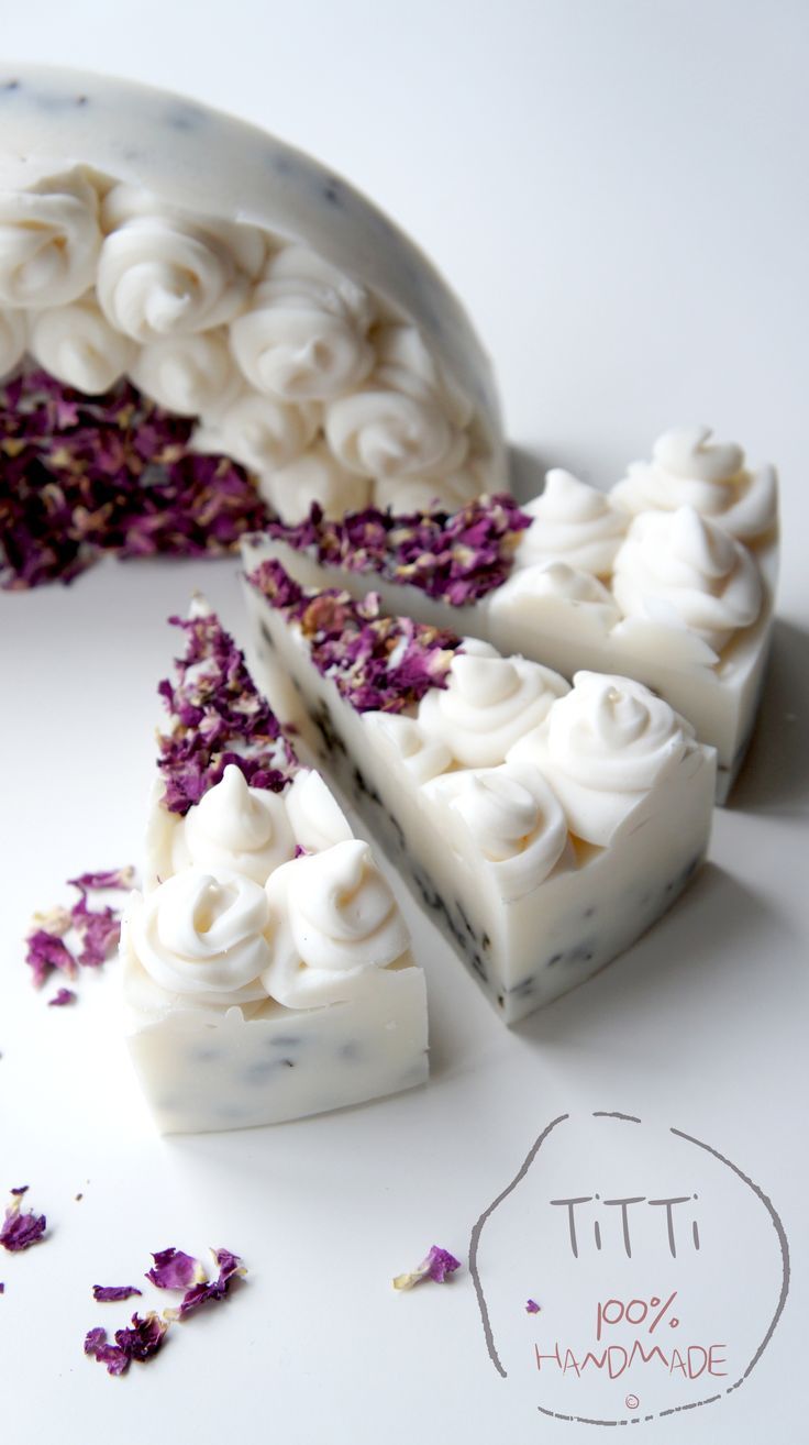 おいしそうだけど、食べられない?!石鹸で作るソープケーキが最高に可愛い♡にて紹介している画像