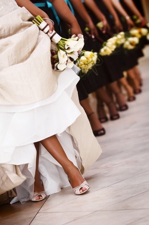 Sold Your Soul to the Devil: Jimmy Choo's Magical Shoes are the Ultimate Weapon for Stylish Womenにて紹介している画像