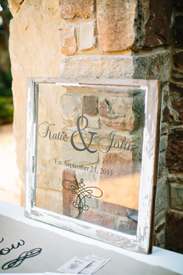 シンプルなのが、素敵ポイント♡海外のウェルカムボードデザインが参考になる！にて紹介している画像