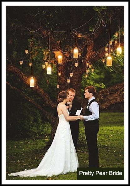 A Romantic Night Wedding Blessed by the Light of Candles ♡にて紹介している画像