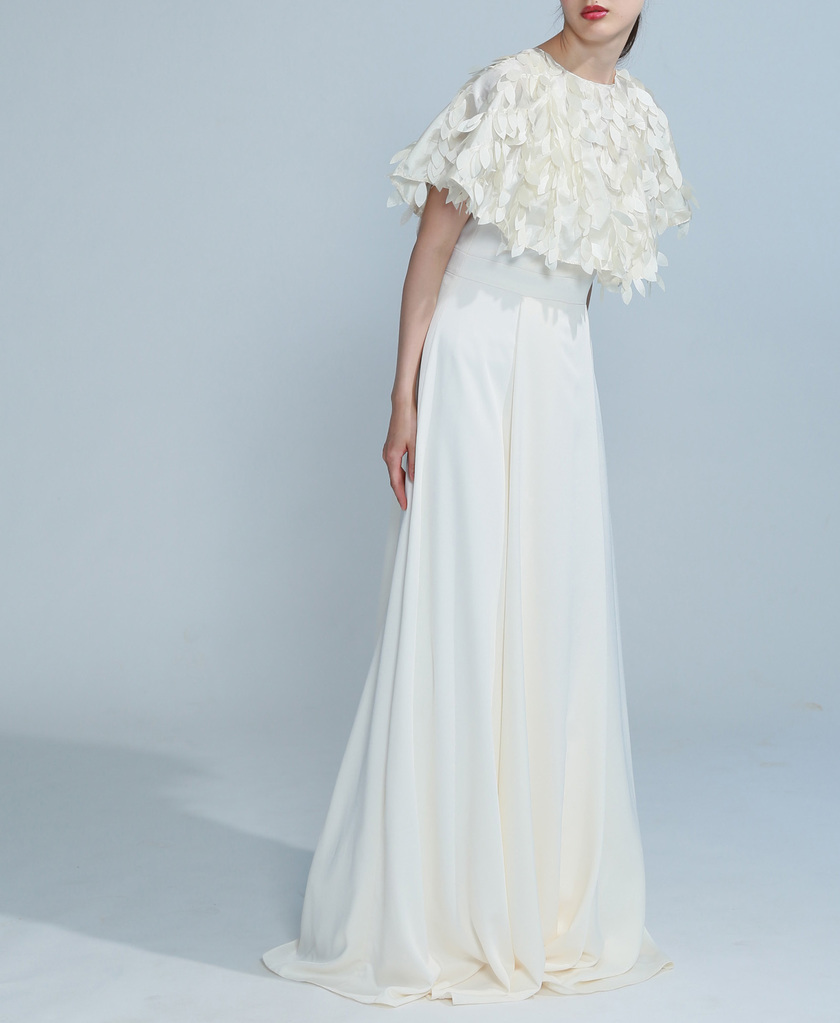 憧れ海外ブランドが半額以下！お譲りよりもお得な人気USEDドレスが沢山揃う通販ショップに大注目＊にて紹介している画像