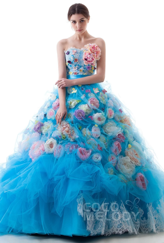 胸きゅんドレスが5万円から♡リーズナブルなのにすべてが可愛すぎる『ココメロディ』のドレスカタログ♩にて紹介している画像