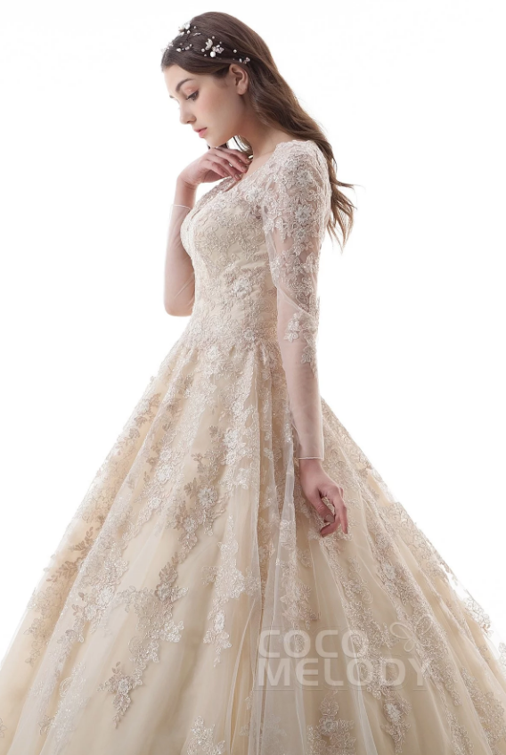 胸きゅんドレスが5万円から♡リーズナブルなのにすべてが可愛すぎる『ココメロディ』のドレスカタログ♩にて紹介している画像