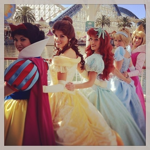 ブライズメイドがプリンセス？！プリンセスが勢ぞろい♡こんなに楽しい結婚式はない！にて紹介している画像