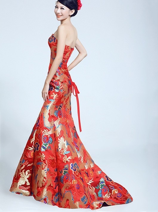 女を魅せるハッピーカラー！真っ赤なチャイナドレスであなたの魅力を爆発させて♡にて紹介している画像