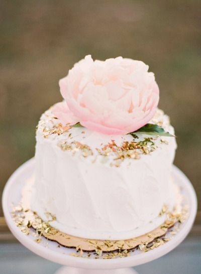 Sparkling Gold Cake Cuties ♡にて紹介している画像