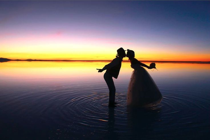 壮大！感動！死ぬまでに行きたいウユニ塩湖で迎えるウェディングがとっても素敵♡にて紹介している画像