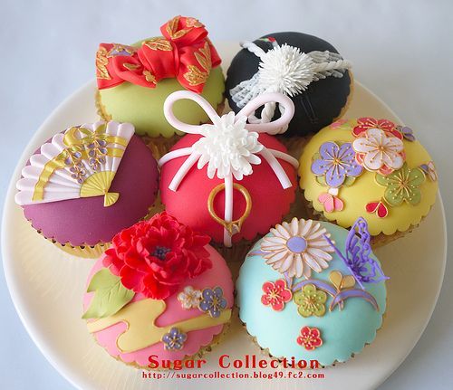 "This is Definitely Worthy of Being Called Wagashi! The Adorable Kimono-patterned Cupcakes Delight Me♡"にて紹介している画像