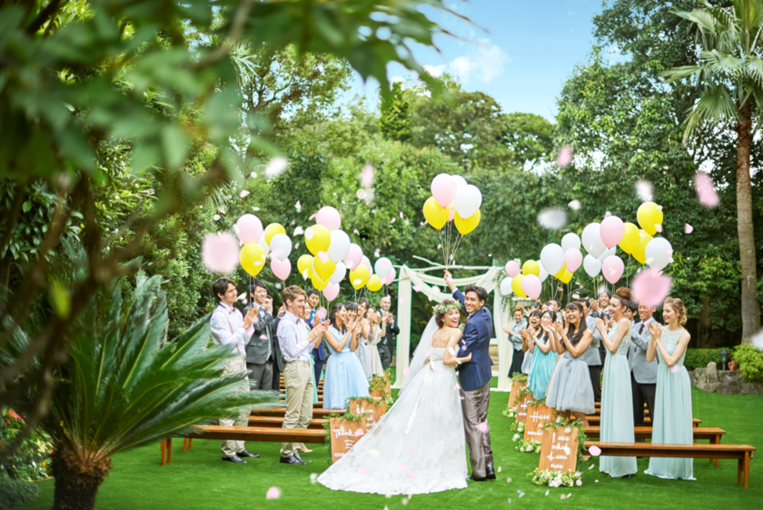 Discovering an Amazing Collaboration: Check Out the Adorably Stylish Licca-chan as a Bride at Aniversaire!にて紹介している画像