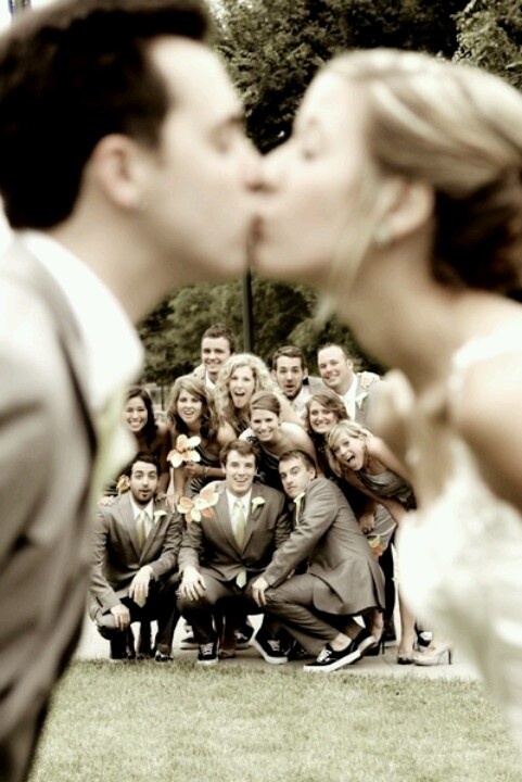 みんなで最高の思い出を♡全てのゲストの記憶に残る、集合写真のポーズはこれ！にて紹介している画像