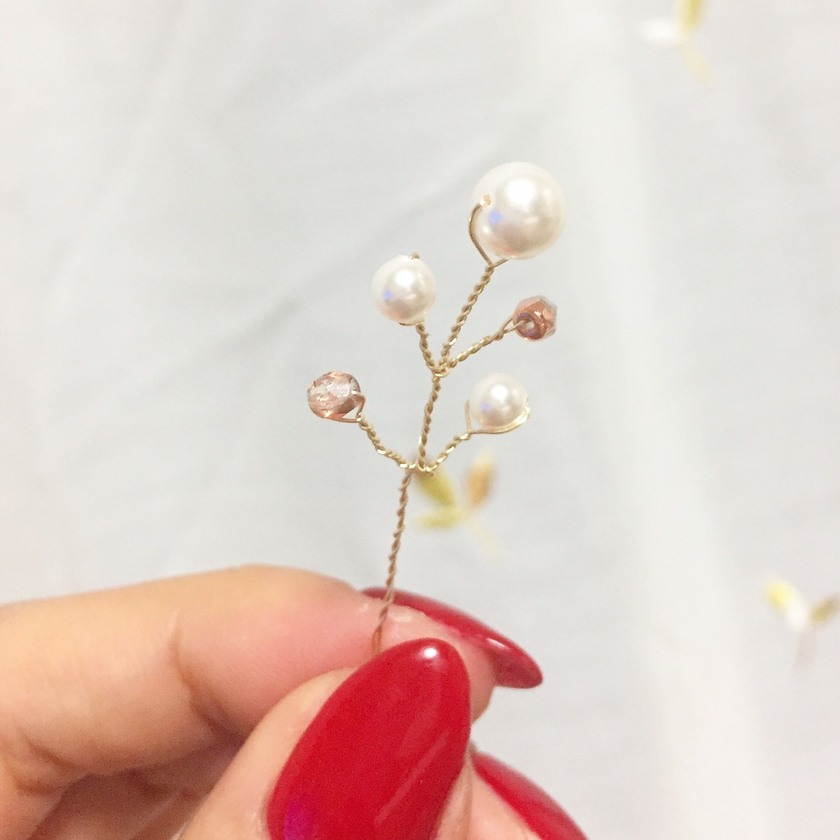 Create Sparkling and Cute "Branch Hair Accessories" with Easy DIY for Just Around 2000 Yen! ♡にて紹介している画像