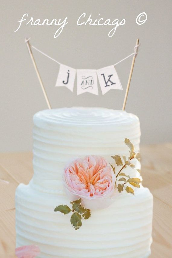We've Compiled Cute Cake Toppers by Type ♡にて紹介している画像