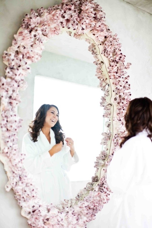 "Real Brides Around the World: Fascinating Hair Arrangement Trends Spotted on Instagram ♡"にて紹介している画像