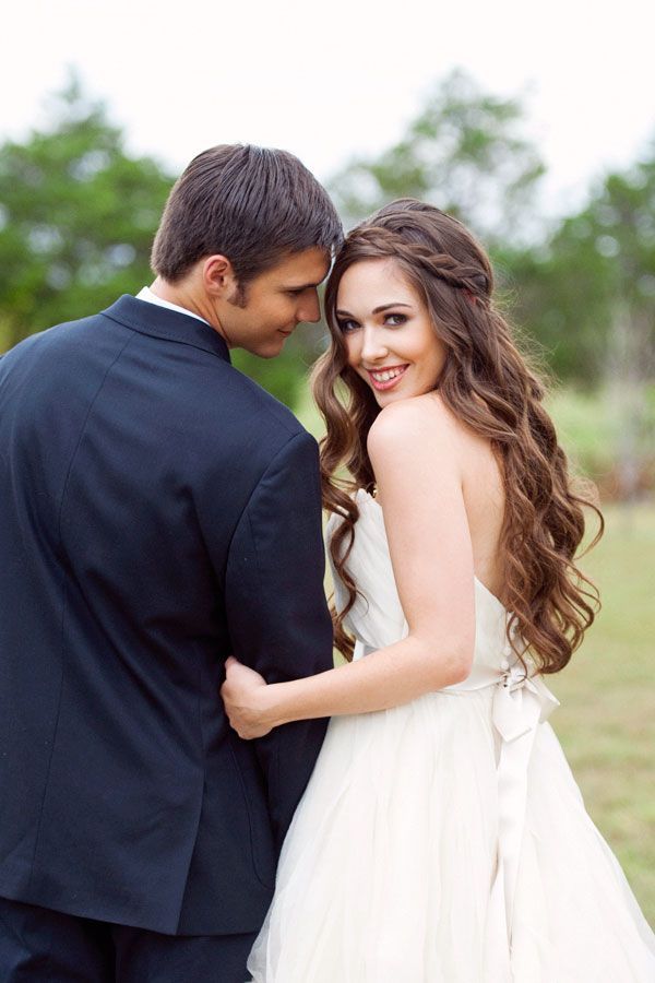 "Real Brides Around the World: Fascinating Hair Arrangement Trends Spotted on Instagram ♡"にて紹介している画像