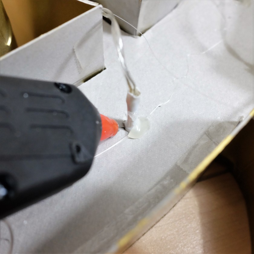 【完全保存版】DIY初心者でも大丈夫♡結婚式に欠かせないマーキーライトの材料・作り方を徹底解説！にて紹介している画像