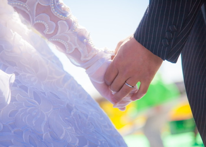 \忘れてない?/結婚式前にスベスベお肌を目指すお家で出来るケアまとめ【お顔のスキンケア編】のトップ画像