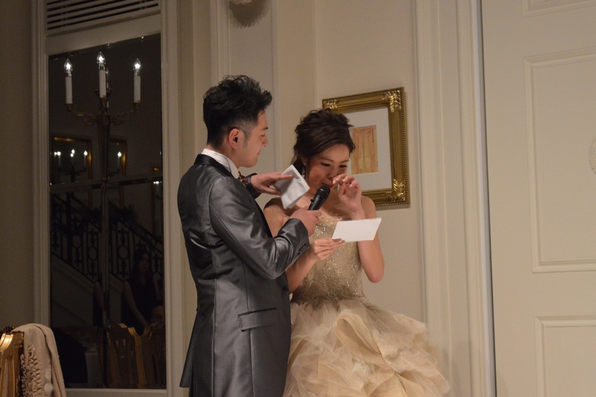 必読 精一杯の感謝の気持ちを伝える 花嫁の手紙 の書き方 例文 Marry マリー