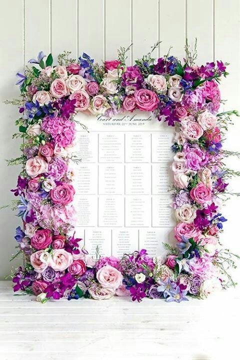 10 Charming Welcome Boards Featuring Your Favorite Photos and Flowers♡にて紹介している画像