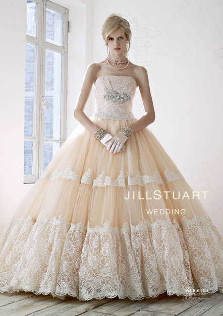 Captivated by JILLSTUART's Romantic Color Dresses: A Girl’s Dream♡にて紹介している画像