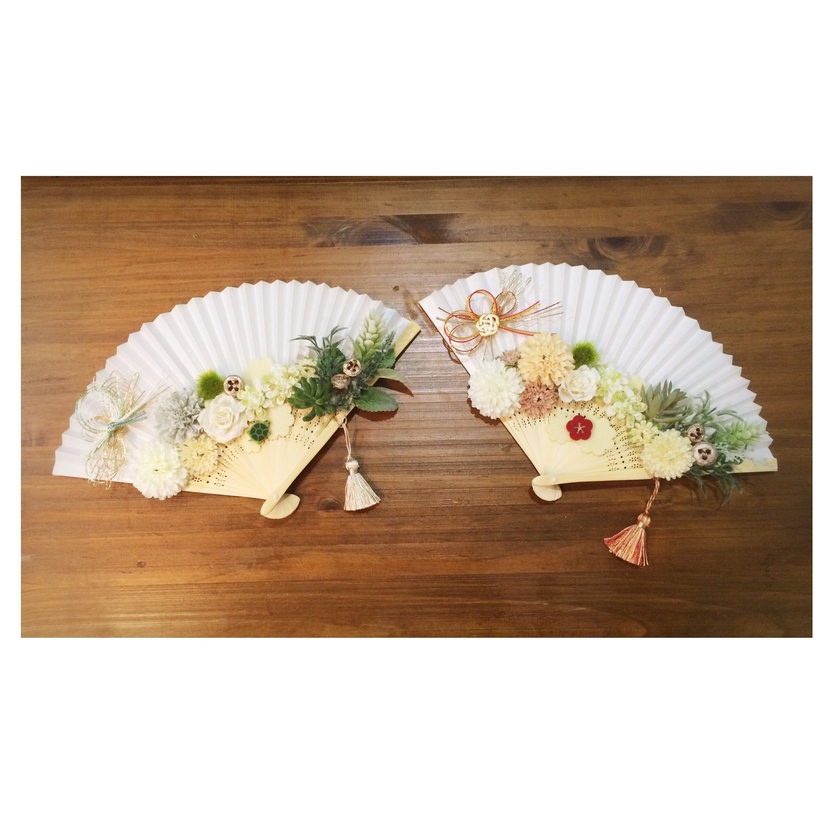 Charming DIY "Fan Bouquet Props" by Senior Brides to Complement Japanese Traditional Attire!にて紹介している画像