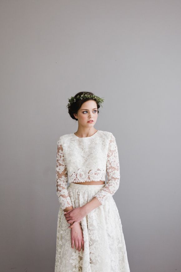 "I Want to Become a Special Woman: The Silk Dress as a Key to Elegance and Glamour"にて紹介している画像