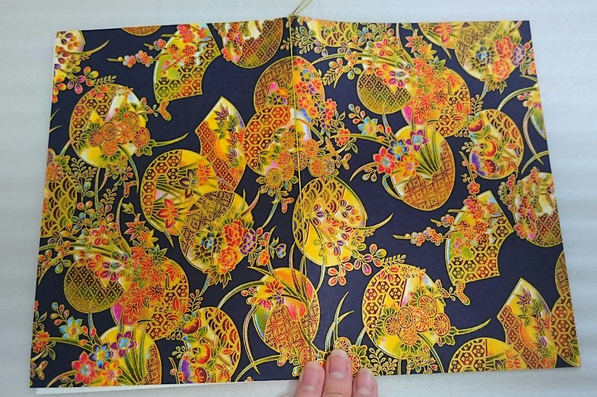 "Full Disclosure of the Contents of the 'Family Meet-and-Greet Booklet' Distributed by Real Brides to Their Families!"にて紹介している画像