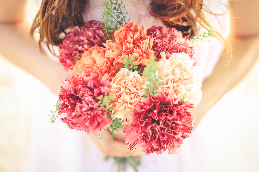 【要注意】マツエクするとまつ毛が抜ける!?結婚式前にまつ育・まゆ育をした方が良い理由3選*にて紹介している画像