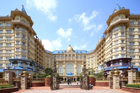 シンデレラ城の中でWedding！今日はあなたがプリンセス♡夢と魔法に包まれた1日♡にて紹介している画像