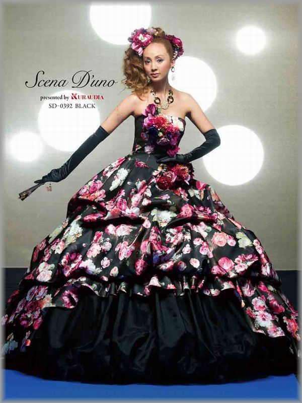 A Stunning Variety of Colors and Designs: Check Out Uno-chan's Produced Dresses from "Scena D'uno"!にて紹介している画像