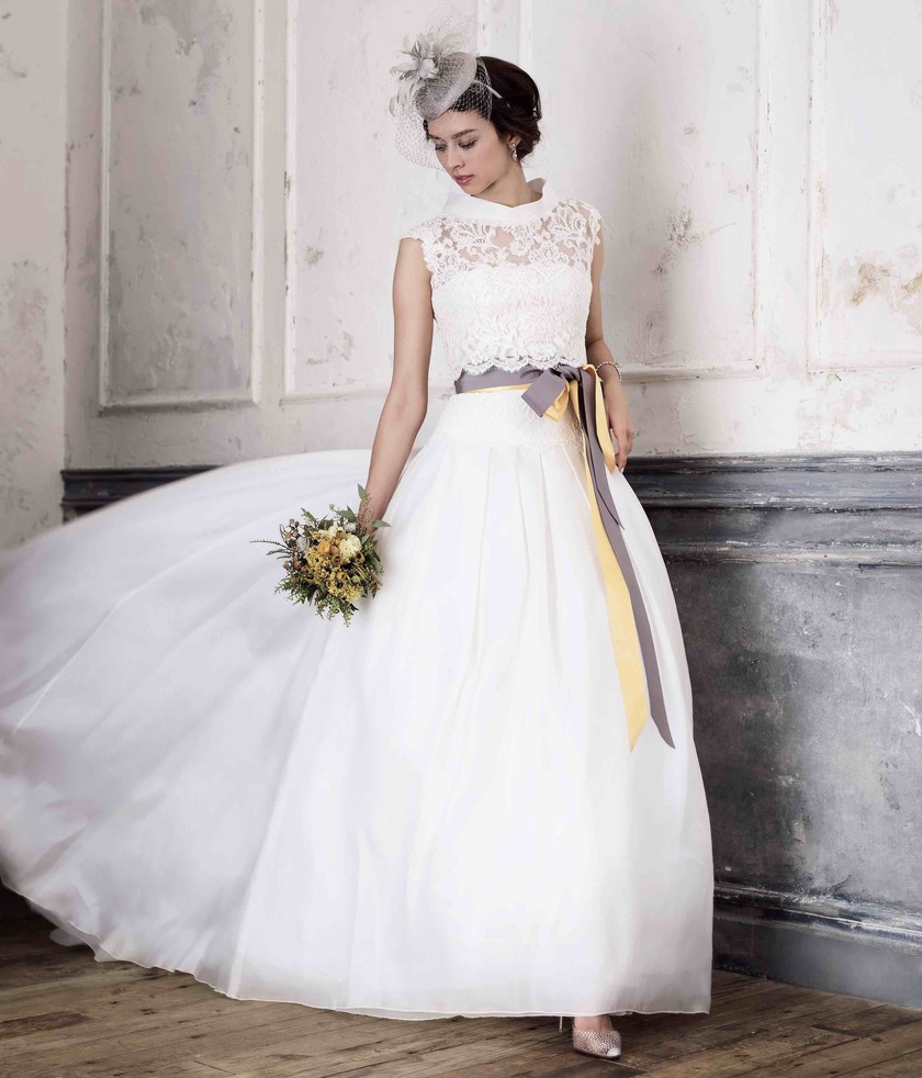 What Color Should You Choose for Your Wedding Dress Accent? [By Color] A Collection of Lovely Styling Items!にて紹介している画像